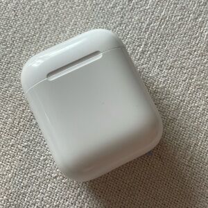 Air pod generation one charging case